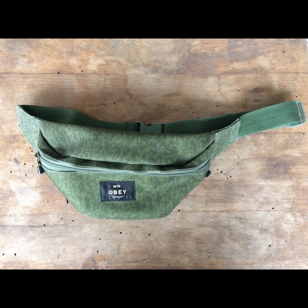 Obey Controller Waistpack